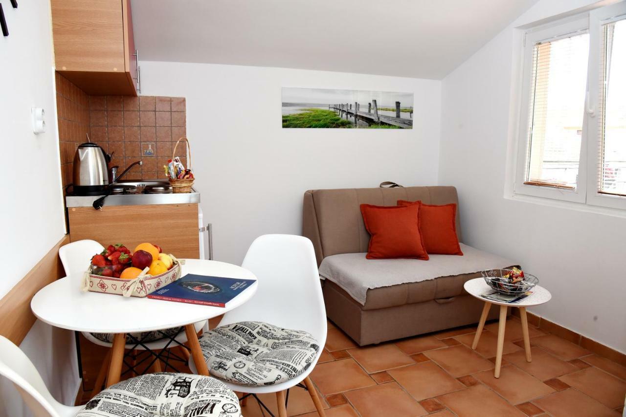 Apartments Martiva Котор Екстер'єр фото